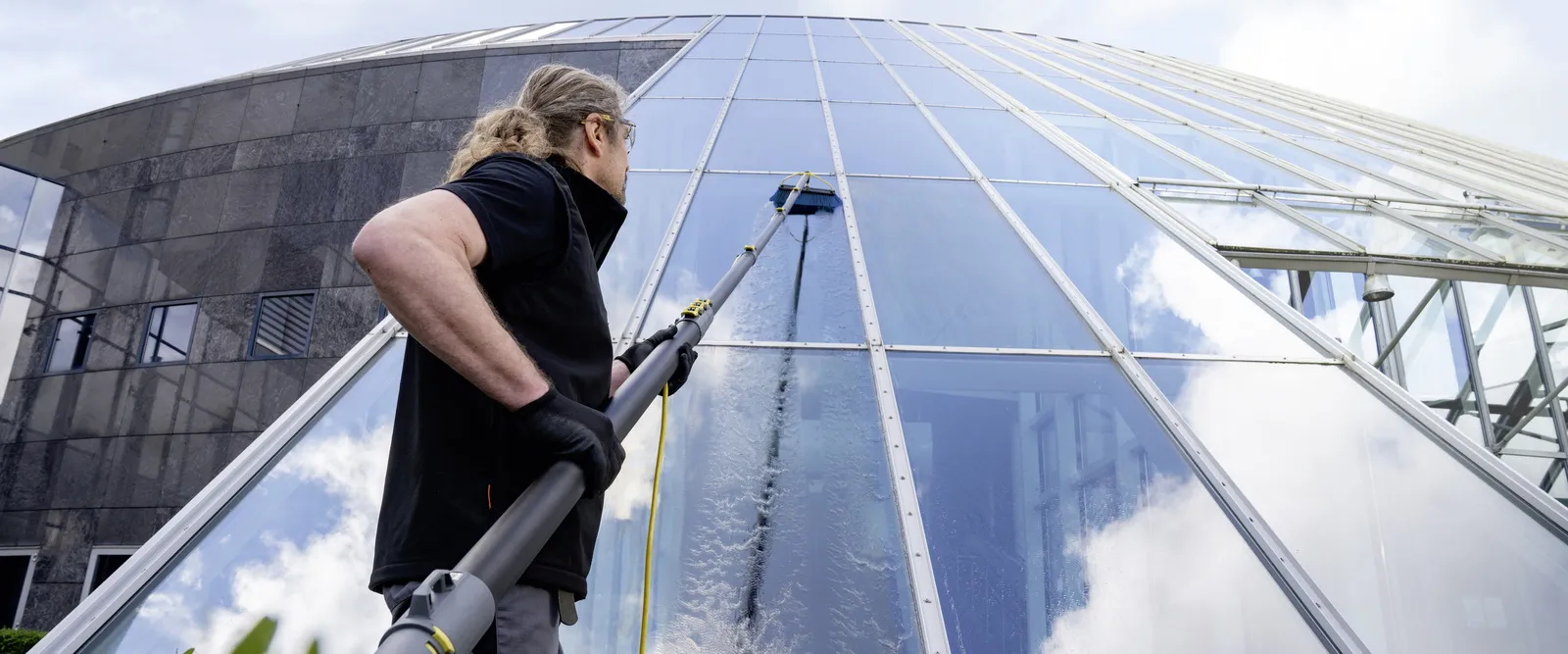 Commercial Window cleaning